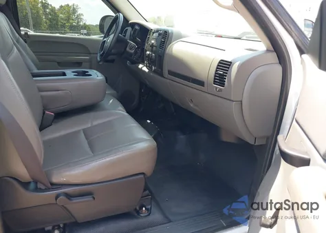 2011 Chevrolet Silverado 1500 Work Truck z USA, uszkodzony, nr VIN 1GCNCPEX4BZ357661